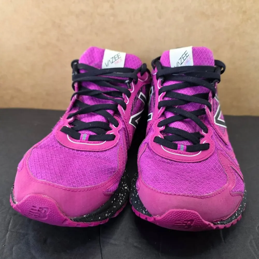 New Balance Women's Vazee Pace v2 Glow-in-the-Dark Running Shoes size 8